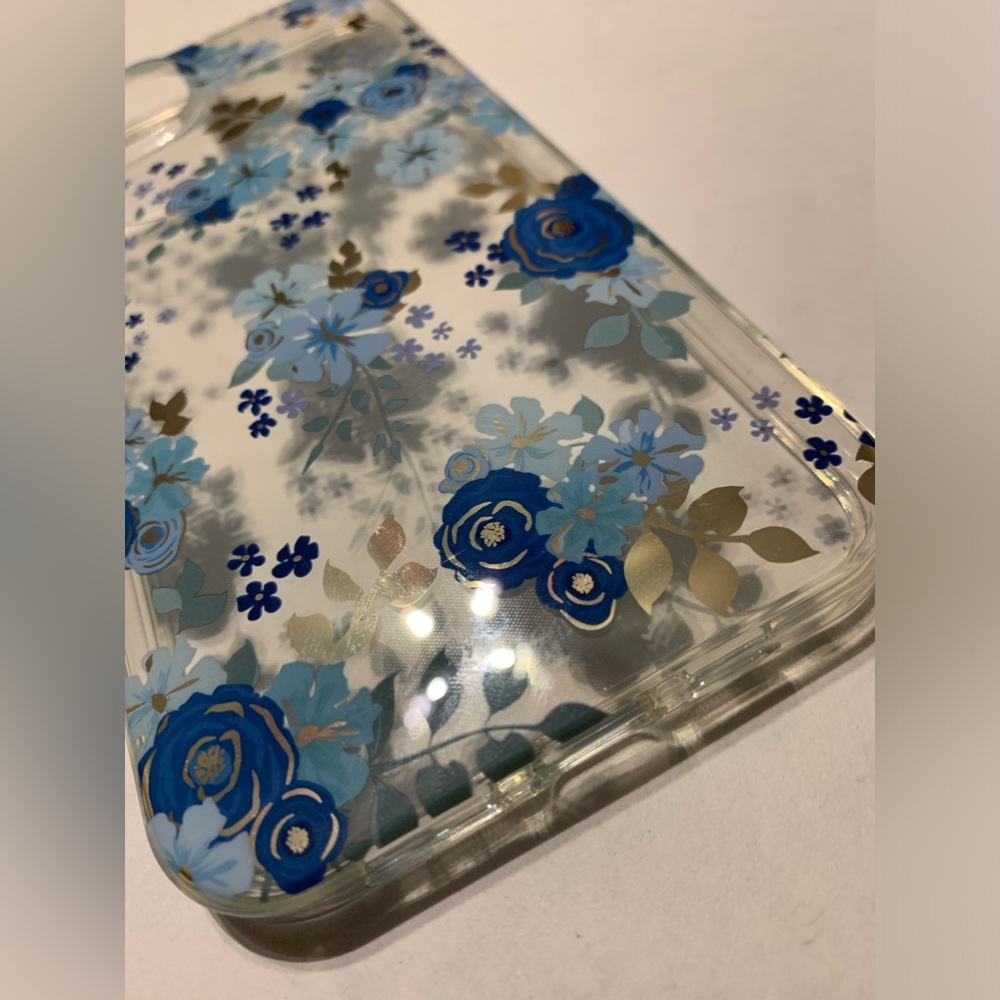 iPhone 14 Plus Flower Case - Picture 2 of 8